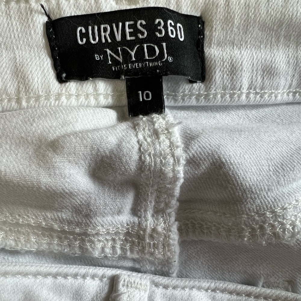 NYDJ Curves 360 White Jeans Straight Leg Stretch Denim Lift Tuck Size 10 - Picture 6 of 6